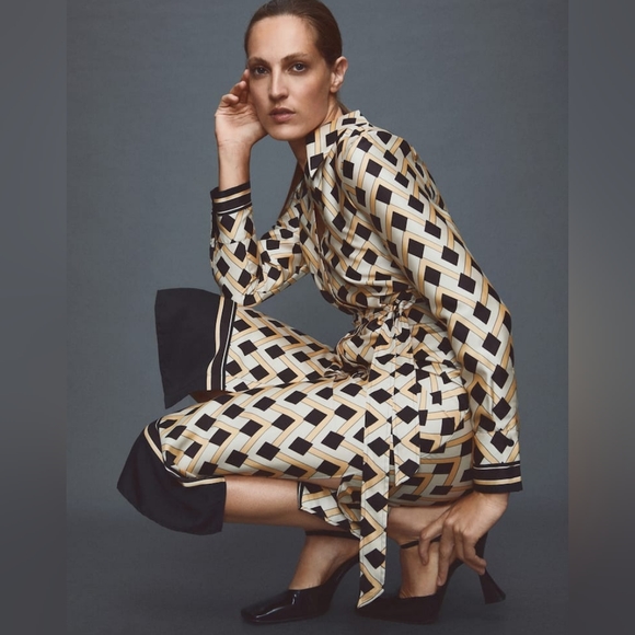 🔥Last 2🔥MANGO Geometric print shirt dress - Picture 4 of 5